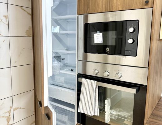 12E7192D-C570-4153-A71F-8EC208402FD9_1_105_c